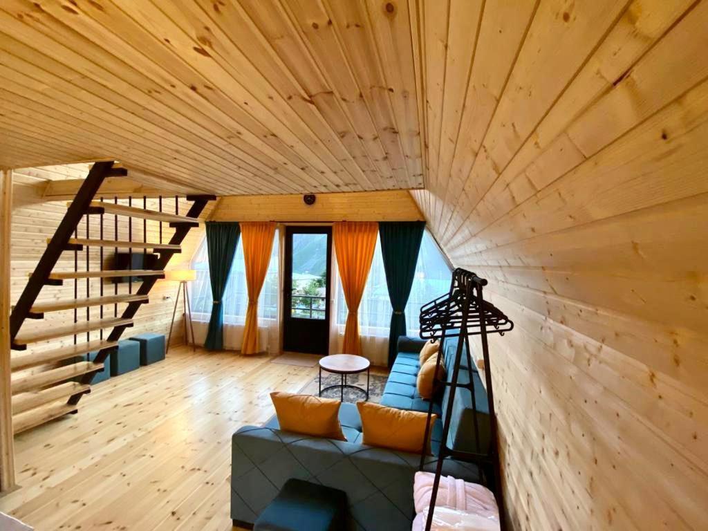 Qusha Cottage Kazbegi Esterno foto